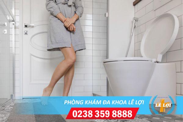 Bị tiểu rắt, đi tiểu buốt rát bạn đang nghi ngờ mắc bệnh phụ khoa?